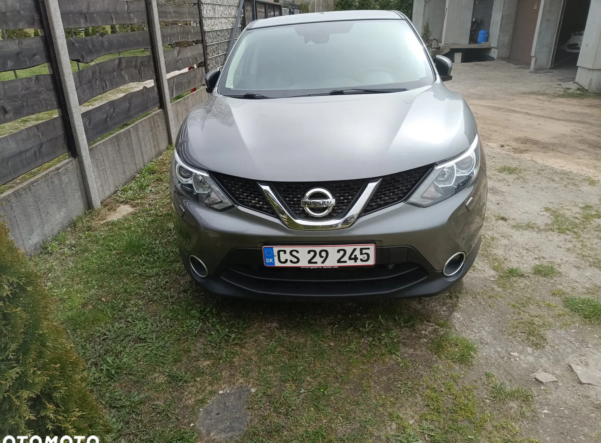 nissan Nissan Qashqai cena 38500 przebieg: 160000, rok produkcji 2016 z Zdzieszowice